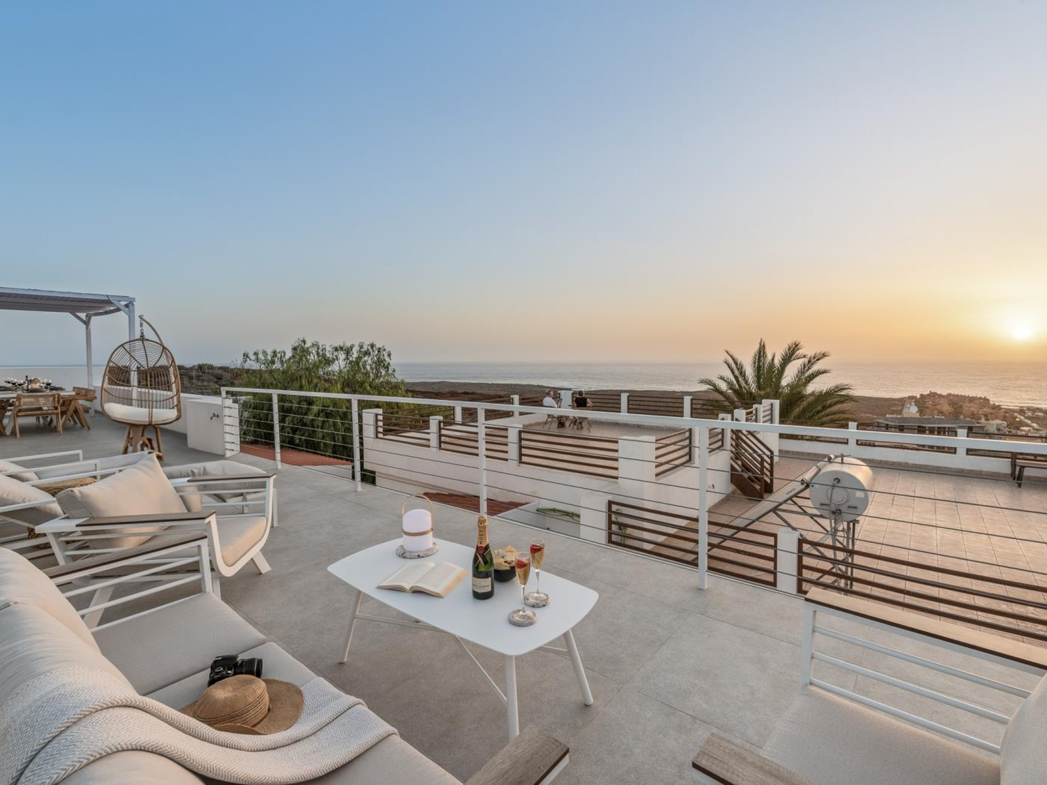 Villa Serena: A Calm Luxury Escape on the Shores of Tenerife - Image 2