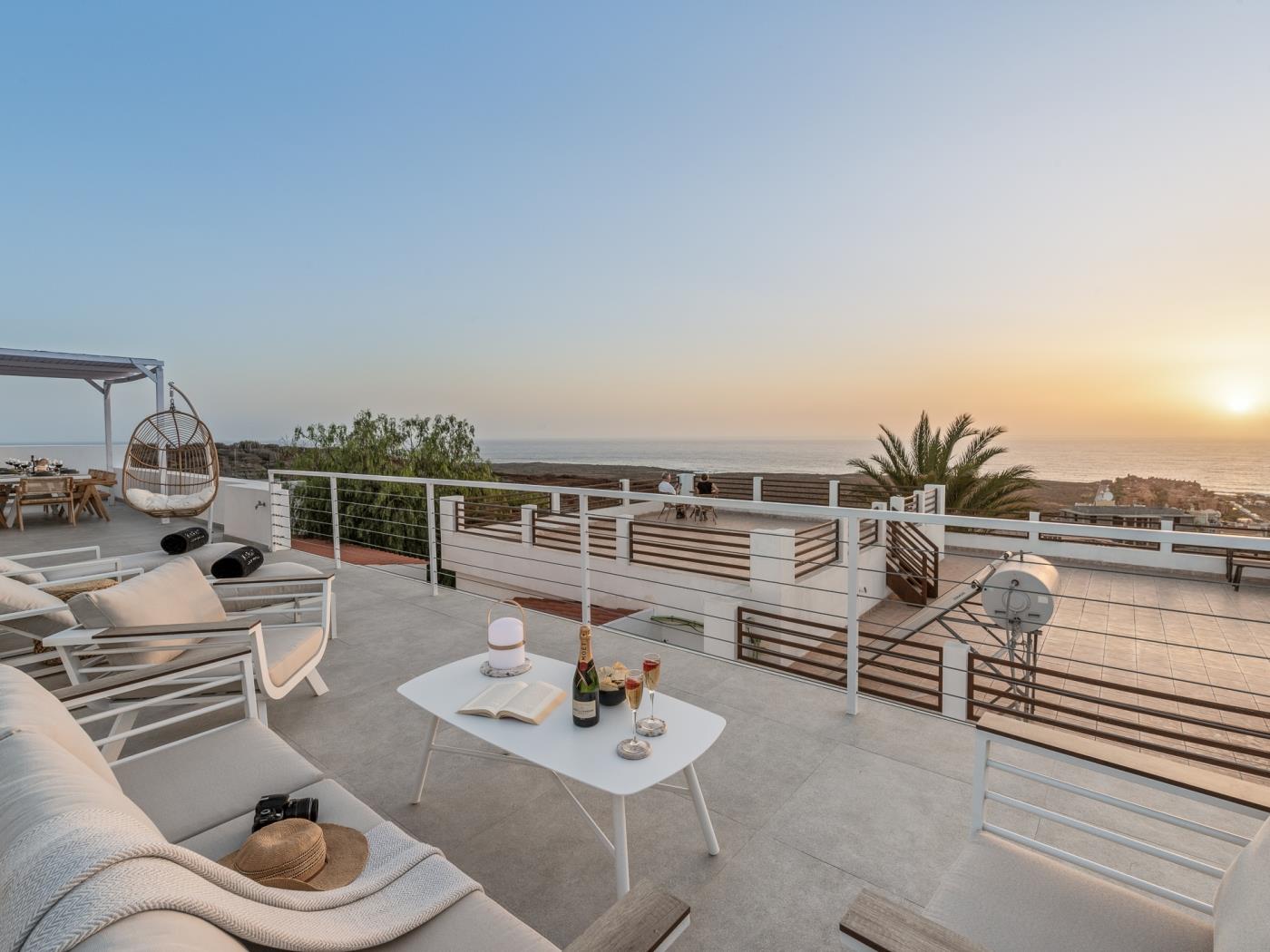 Villa Serena: A Calm Luxury Escape on the Shores of Tenerife - Image 3