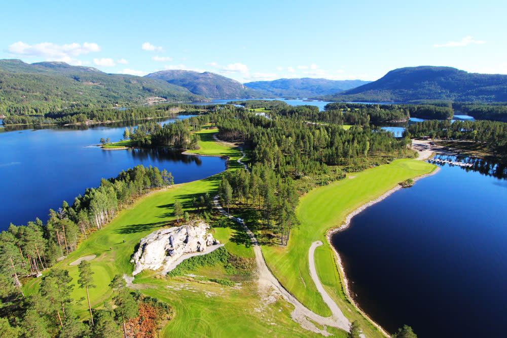 Golf at Vrådal Golfklubb